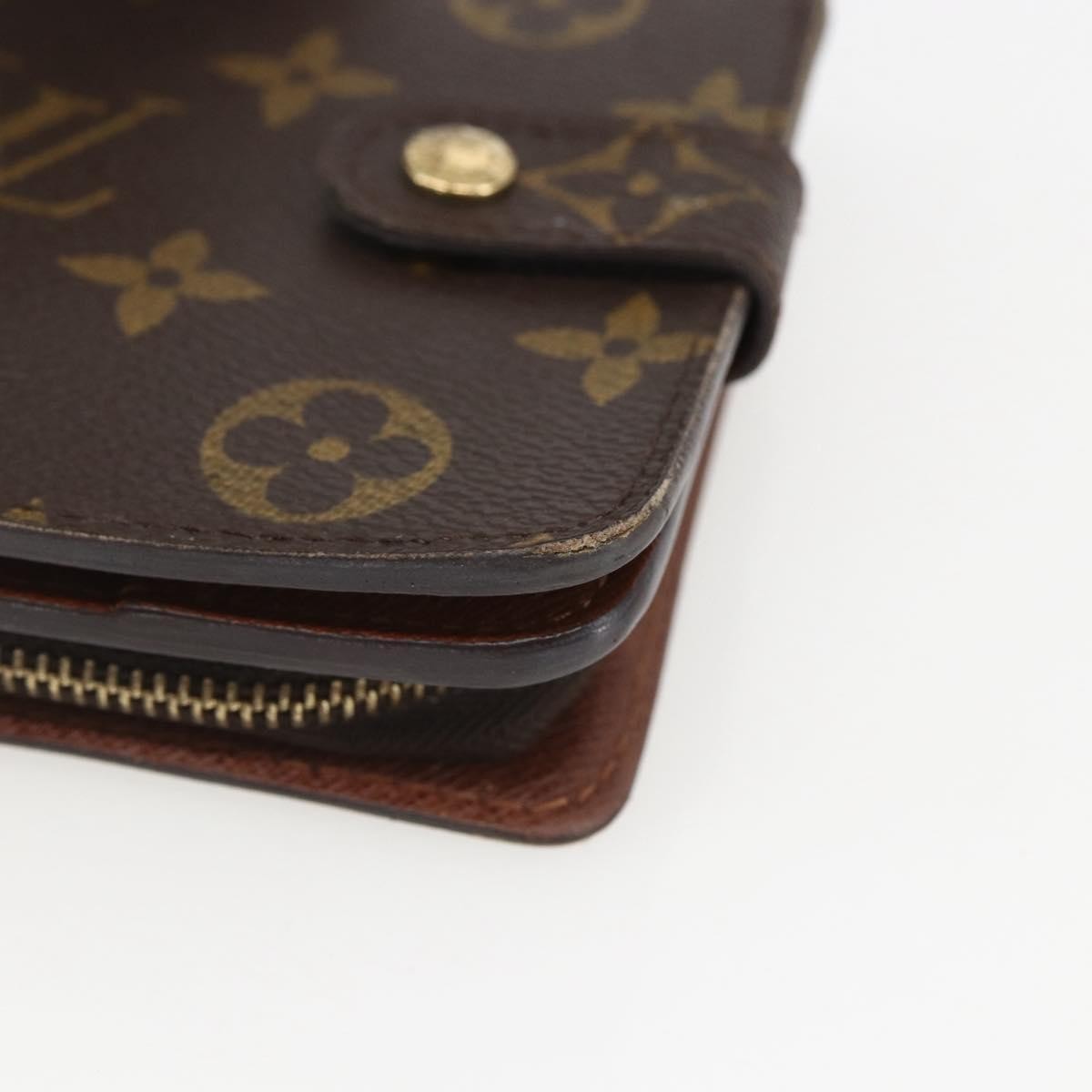 Louis Vuitton Compact Zippe Wallet Monogram Canvas Brown Canvas Wallets Accessory (Pre-Owned)