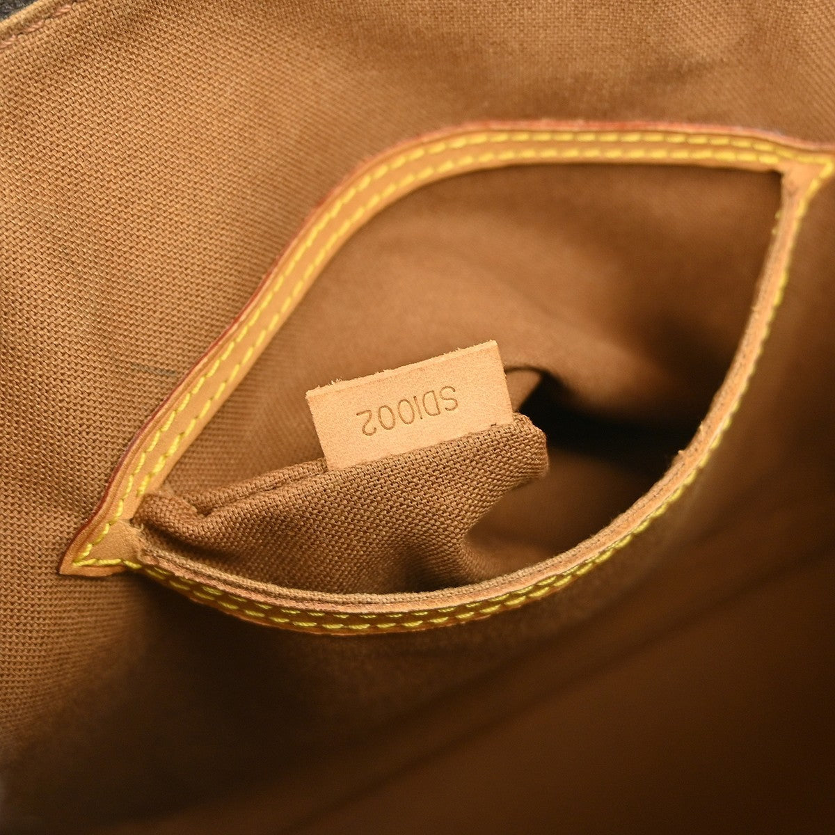 Louis Vuitton Alma Handbag Monogram Canvas Brown Canvas Handbag (Pre-Owned)